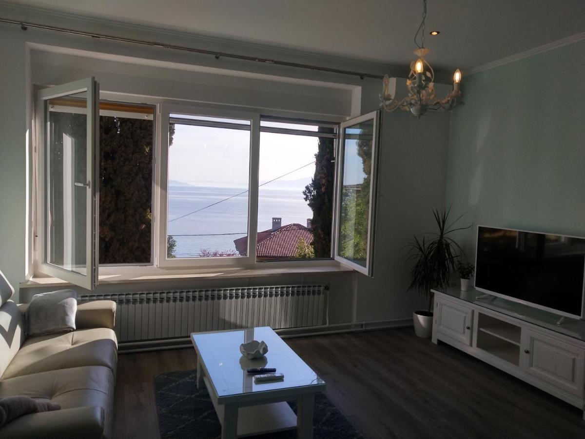 Apartment Villa Edmea 2 Rijeka Exterior photo